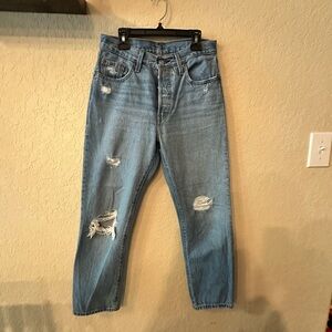 Levi's Women's Light Blue Distressed Jeans